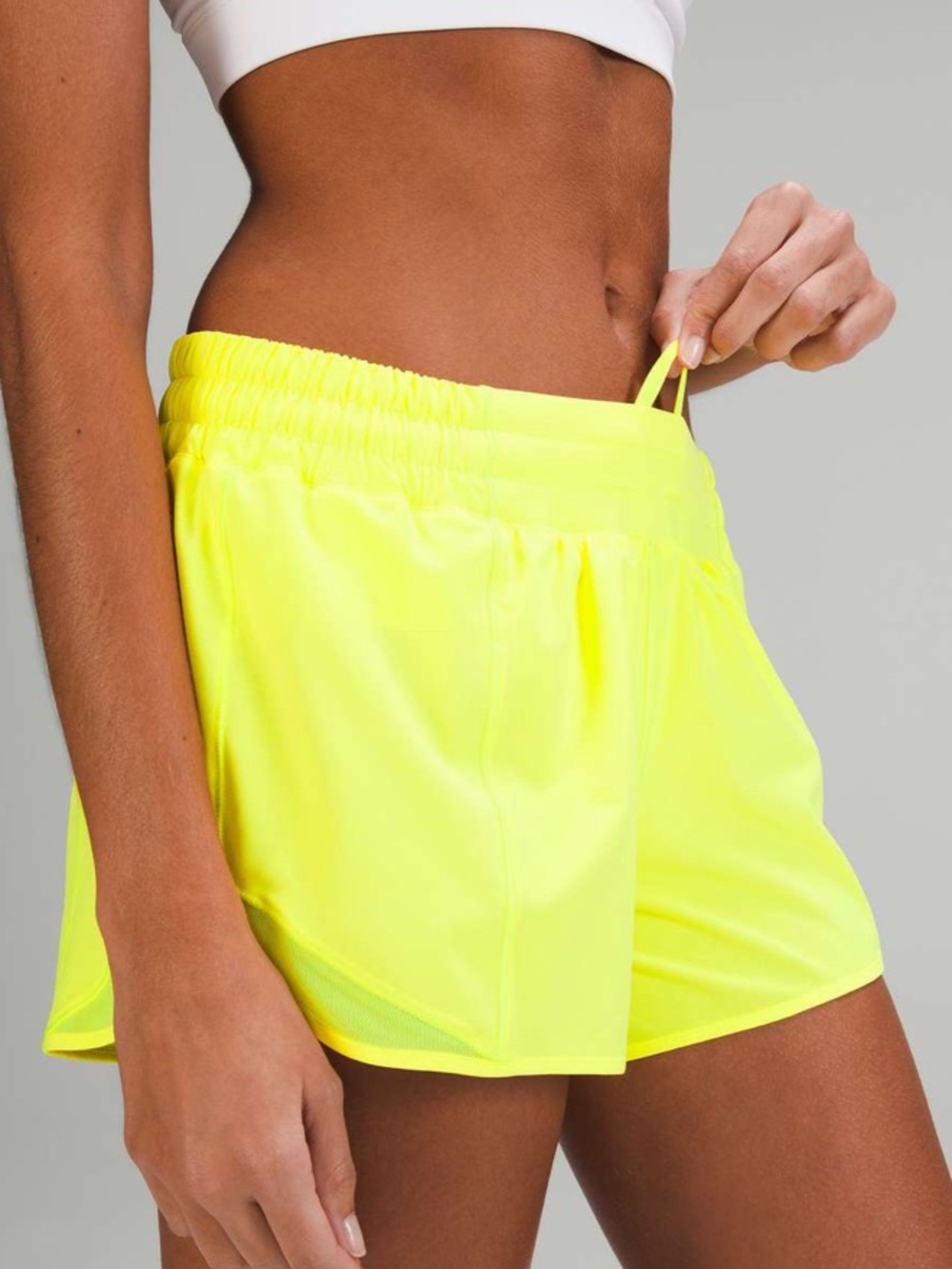 Lululemon Hotty Hot Low-Rise Lined Short 4" Electric Lemon (First Release)